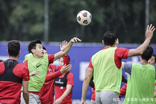 科贝：首轮染红的南非中场特姆巴·兹瓦内被FIFA禁赛3场